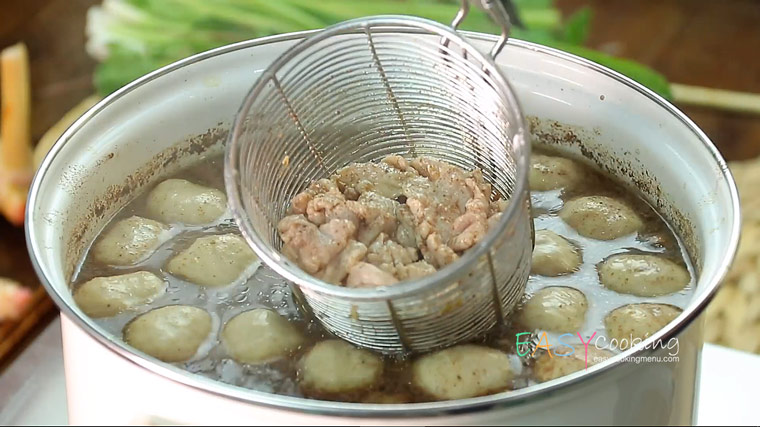 ลวกก๋วยเตี๊ยว