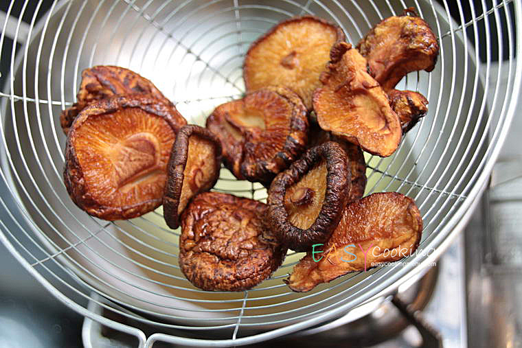 เห็ดหอมทอด
