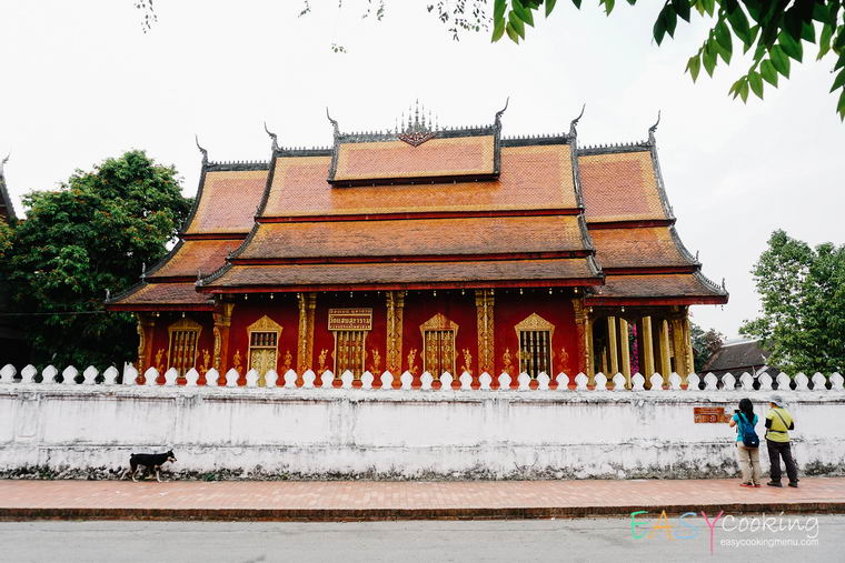 เที่ยวหลวงพระบาง วัดแสนสุขาราม.jpg