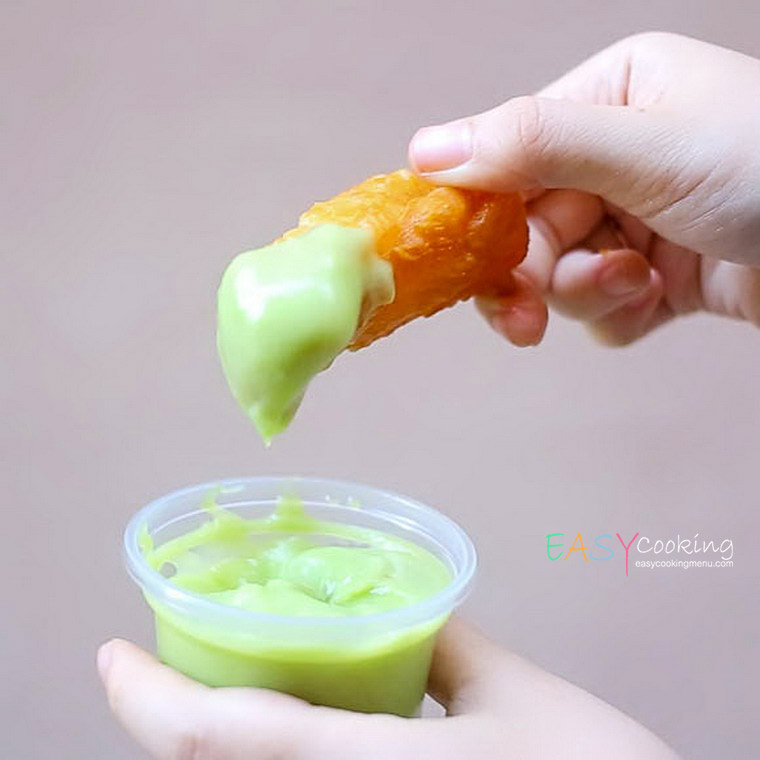 ปาท่องโก๋เสวย