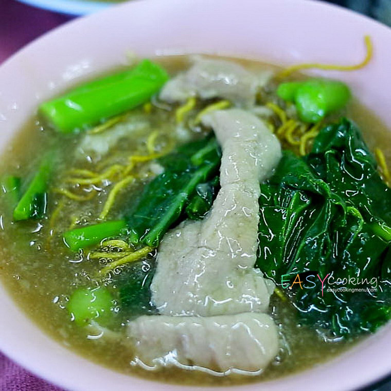 ร้านหน้ายอดผัก (สูตร 40 ปี)