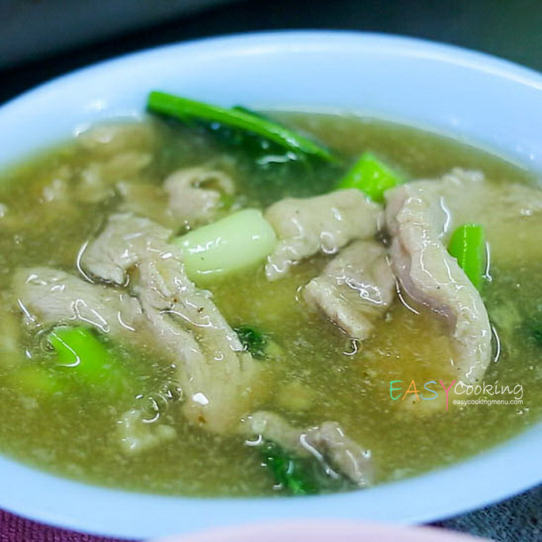 ร้านหน้ายอดผัก (สูตร 40 ปี)