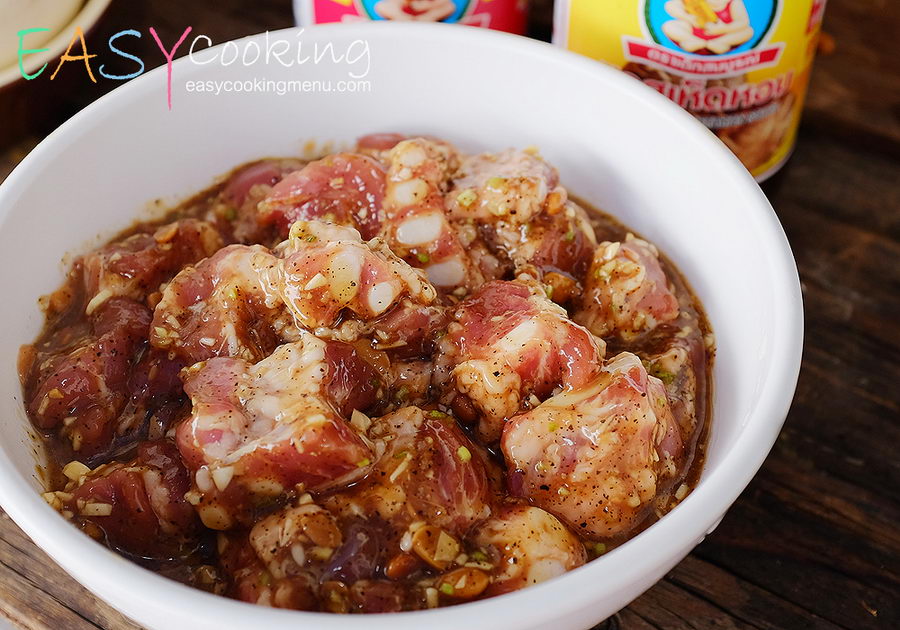 ซี่โครงหมูตุ๋นเต้าเจี้ยว