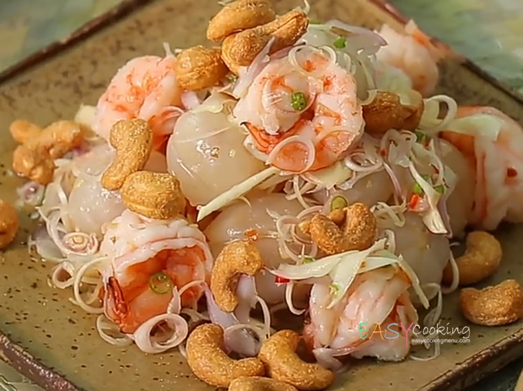 ยำลองกองกุ้งสด