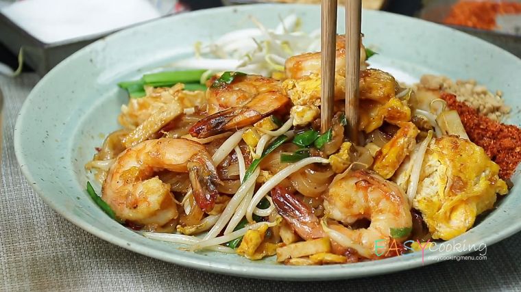 ผัดไทยกุ้งสด