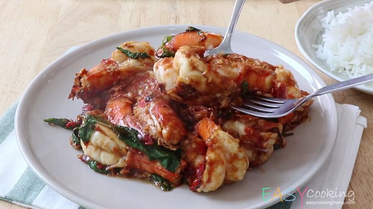 ผัดกะเพรากุ้ง