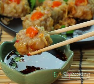 ขนมจีบกุ้งไข่เค็ม