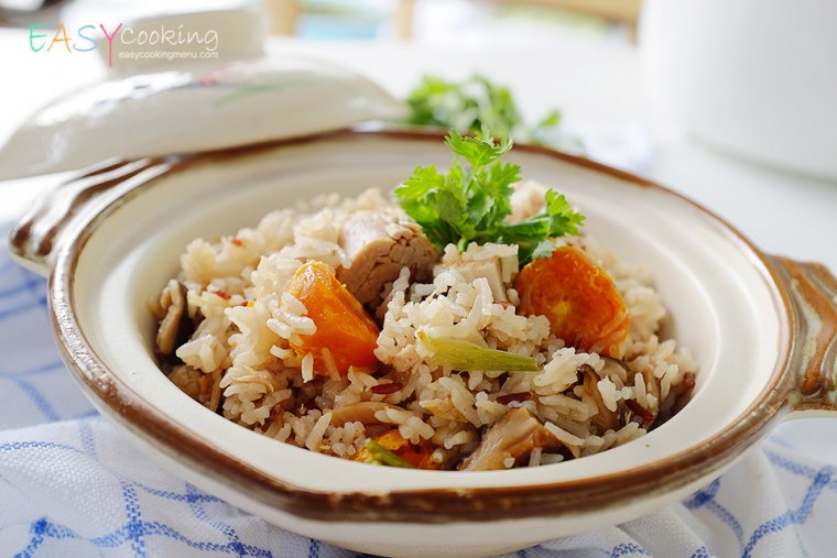 ข้าวอบบทูน่าไข่แดงเค็ม