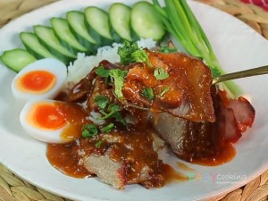 ข้าวหมูแดง