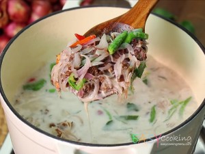 เนื้อเค็มต้มกะทิ