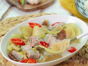 แกงจืดผักกาดดองกระดูกหมู