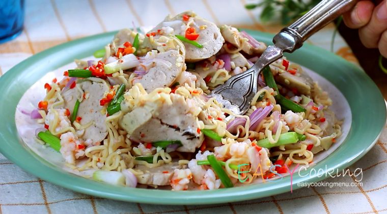 ยำหมูยอกุ้งสับ