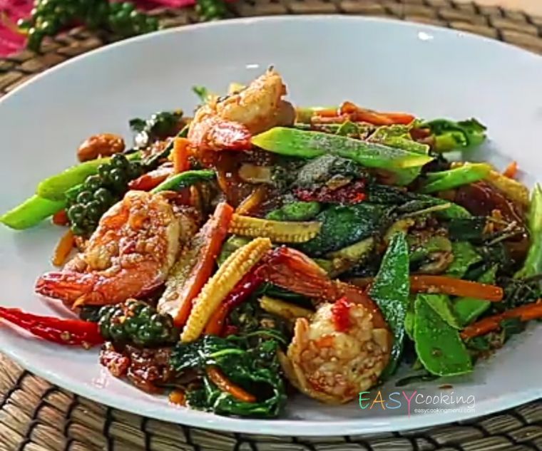 เส้นใหญ่ผัดขี้เมา