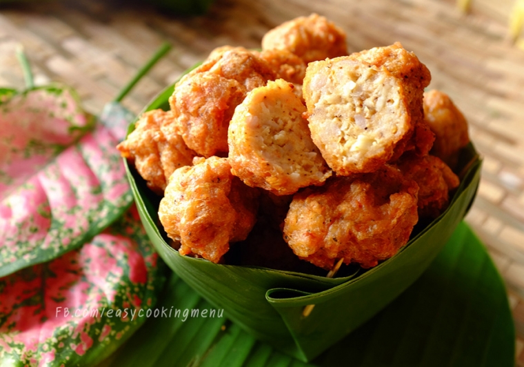 หมูทอดปลาเค็มหอม