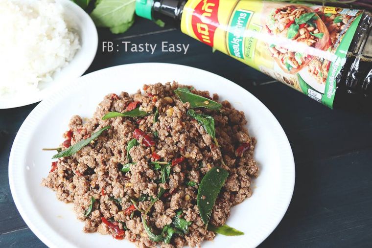 ผัดกะเพราเนื้อพริกแห้ง
