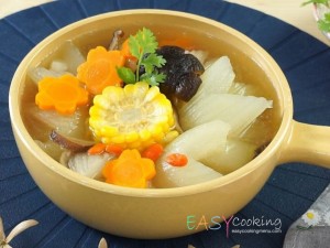 ไก่ฉีกต้มฟักข้าวโพดหวาน