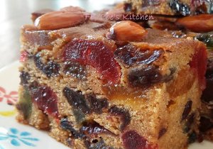 RICH FRUIT CAKE