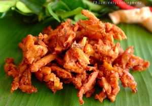 หมูกรอบเครื่องแกงหอม (เจ)