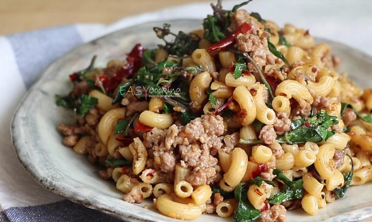 มักกะโรนีขี้เมากะเพราเผ็ด