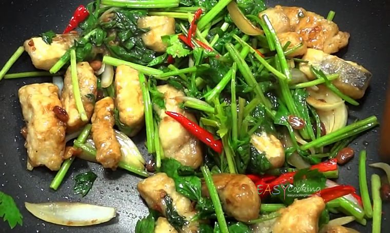 ปลาผัดขึ้นฉ่าย