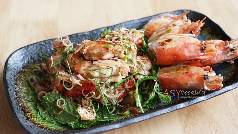 พล่ากุ้งแม่น้ำย่าง