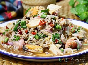 วุ้นเส้นยำน้ำปลาร้า