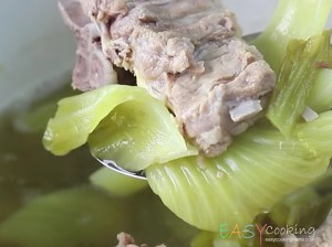 เล้งต้มผักกาดดองบ๊วย